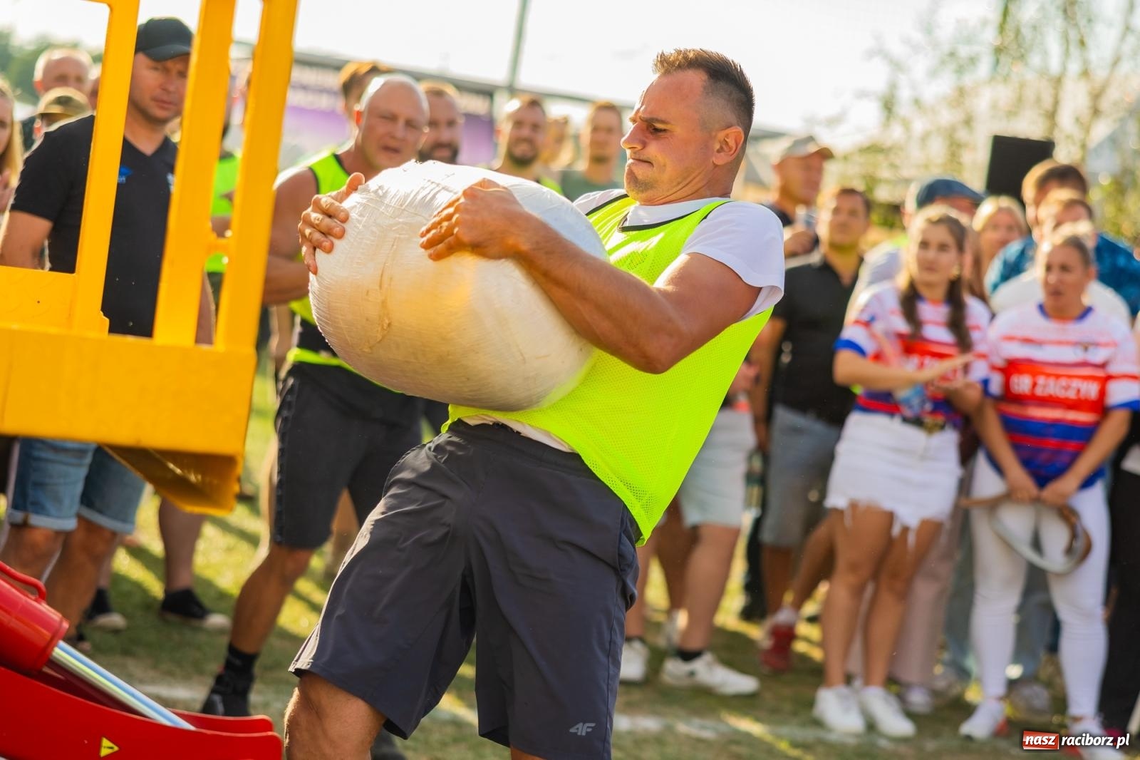 Zdjęcie w galerii na portalu naszraciborz.pl: Puchar został w Grzegorzowicach. Paweł Malcharczyk wygrał Strongfarmera 2026 wiadomości z regionu