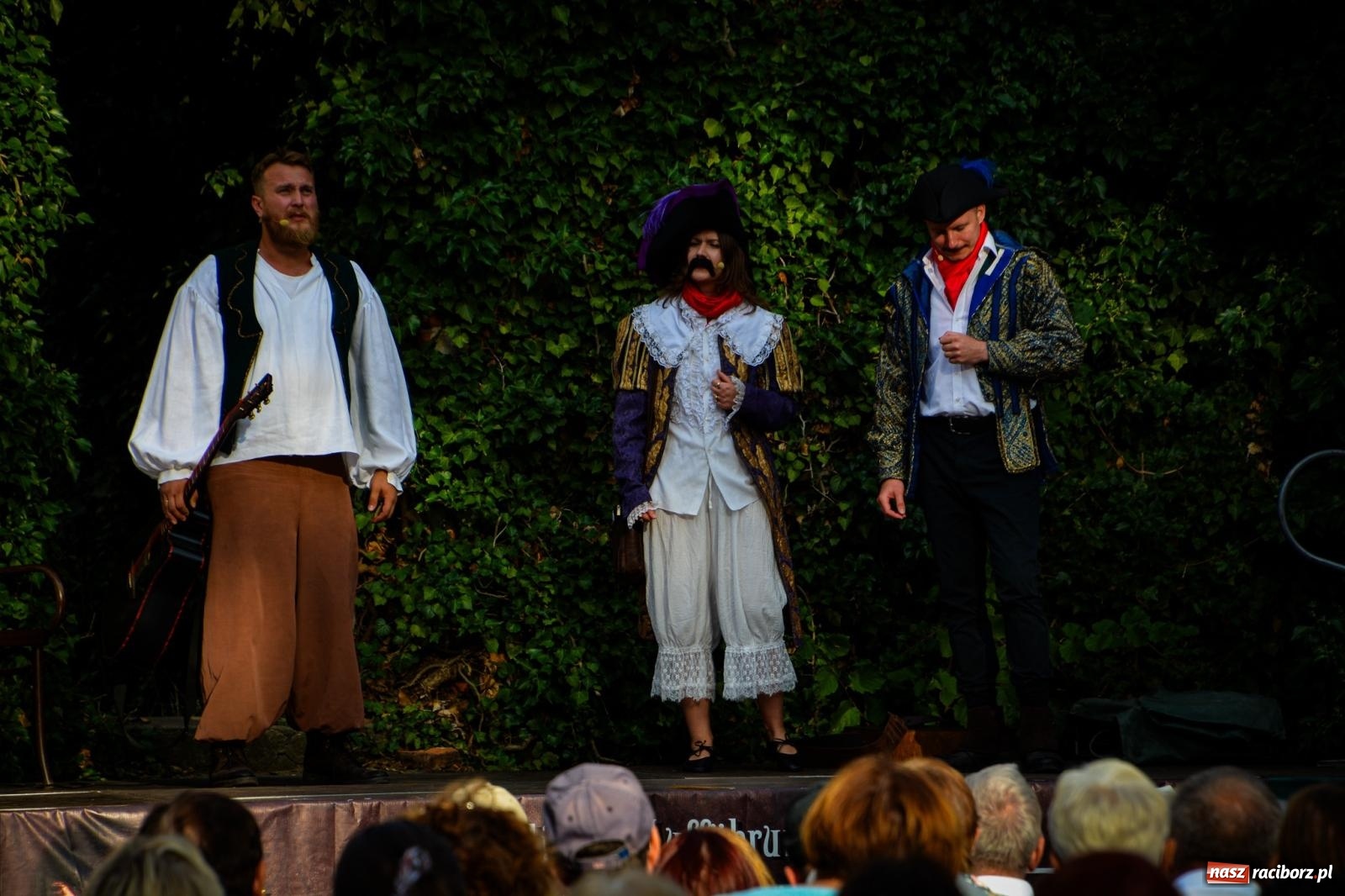 Zdjęcie w galerii na portalu naszraciborz.pl: Teatr, taniec i historia w romantycznym otoczeniu wiadomości z regionu