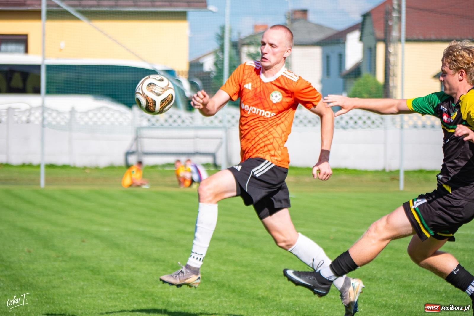 Zdjęcie w galerii na portalu naszraciborz.pl: Hat-trick Strzelczyka, dublet Legierskiego. Tworków z pewną wygraną [FOTO] wiadomości z regionu