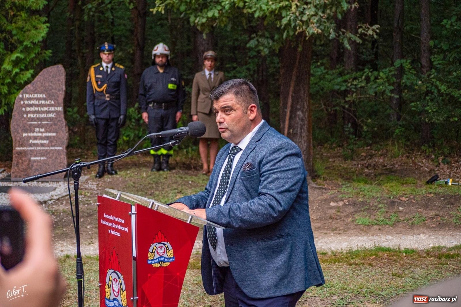 Zdjęcie w galerii na portalu naszraciborz.pl: 34. rocznica pożaru lasów. Hołd dla strażaków, którzy zginęli w walce z żywiołem wiadomości z regionu