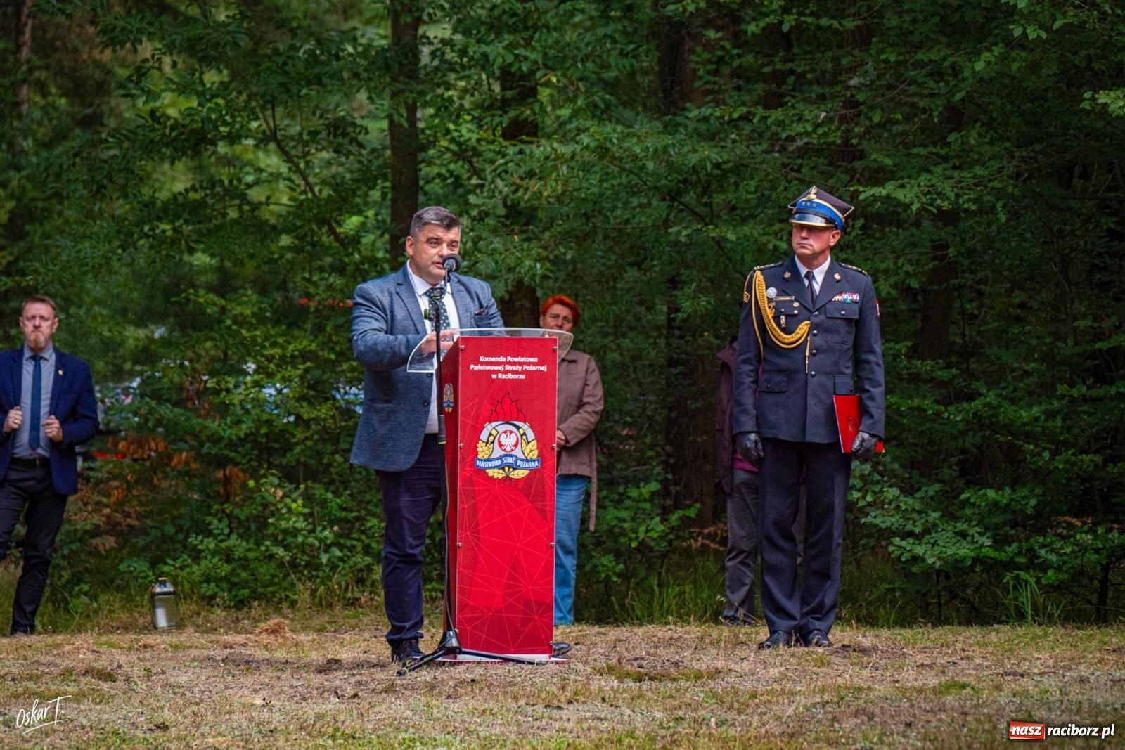 Zdjęcie w galerii na portalu naszraciborz.pl: 34. rocznica pożaru lasów. Hołd dla strażaków, którzy zginęli w walce z żywiołem wiadomości z regionu
