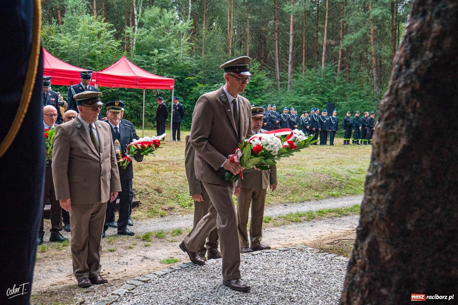 Zdjęcie w galerii na portalu naszraciborz.pl: 34. rocznica pożaru lasów. Hołd dla strażaków, którzy zginęli w walce z żywiołem wiadomości z regionu
