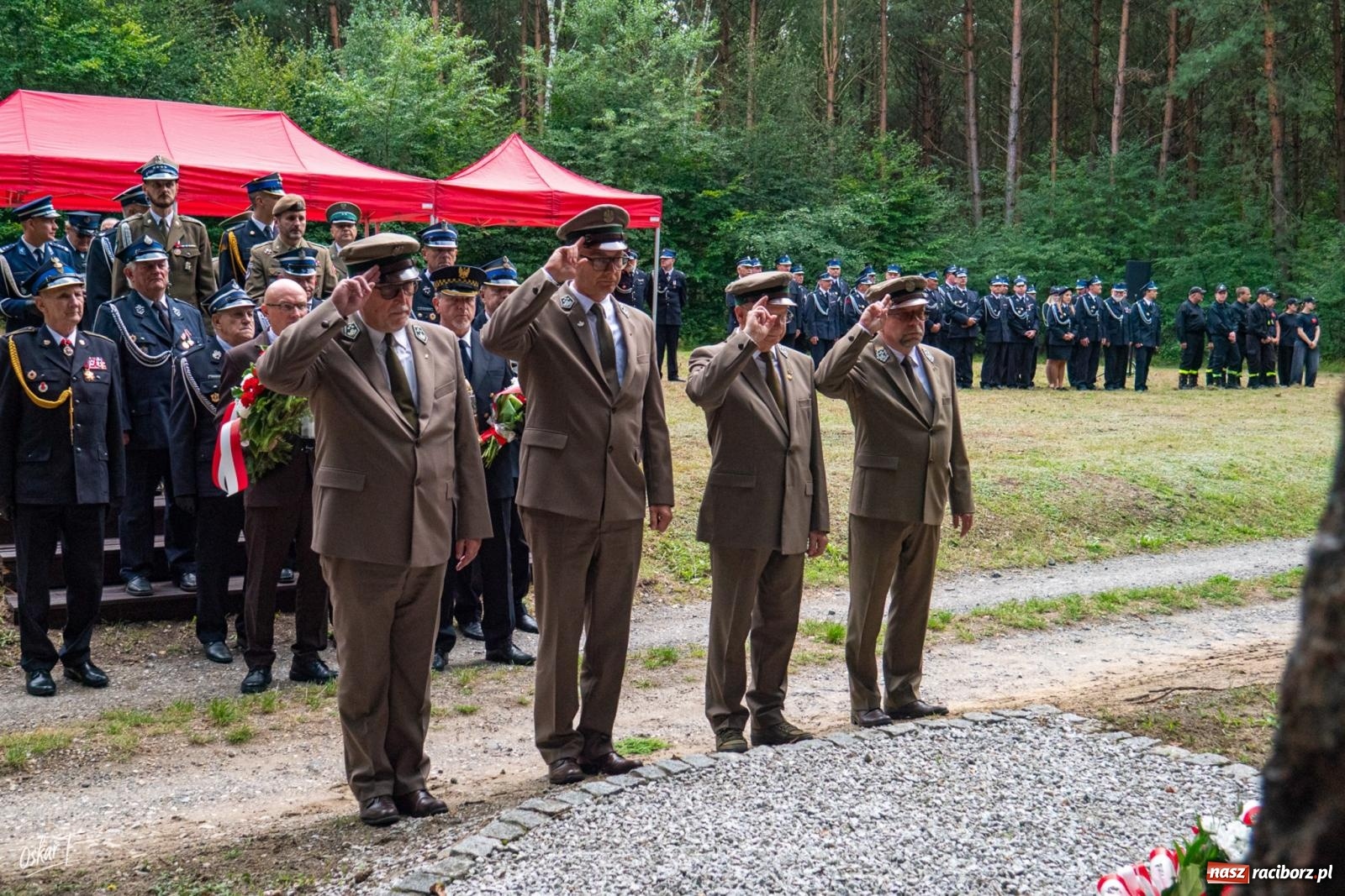 Zdjęcie w galerii na portalu naszraciborz.pl: 34. rocznica pożaru lasów. Hołd dla strażaków, którzy zginęli w walce z żywiołem wiadomości z regionu