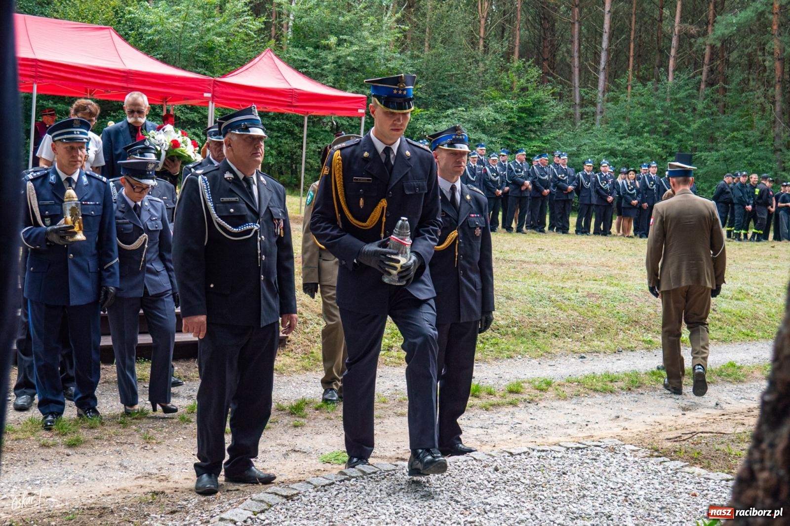 Zdjęcie w galerii na portalu naszraciborz.pl: 34. rocznica pożaru lasów. Hołd dla strażaków, którzy zginęli w walce z żywiołem wiadomości z regionu