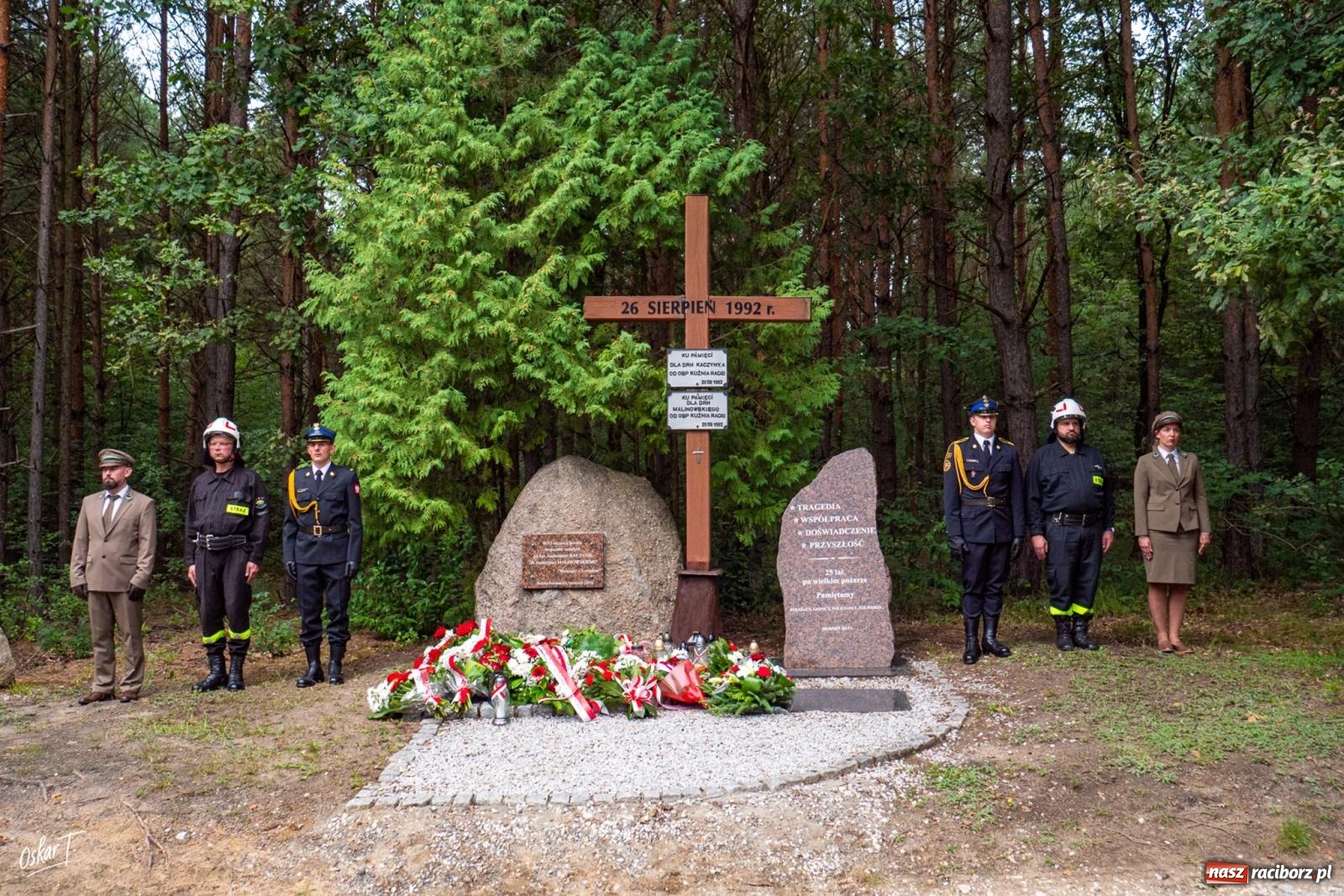Zdjęcie w galerii na portalu naszraciborz.pl: 34. rocznica pożaru lasów. Hołd dla strażaków, którzy zginęli w walce z żywiołem wiadomości z regionu