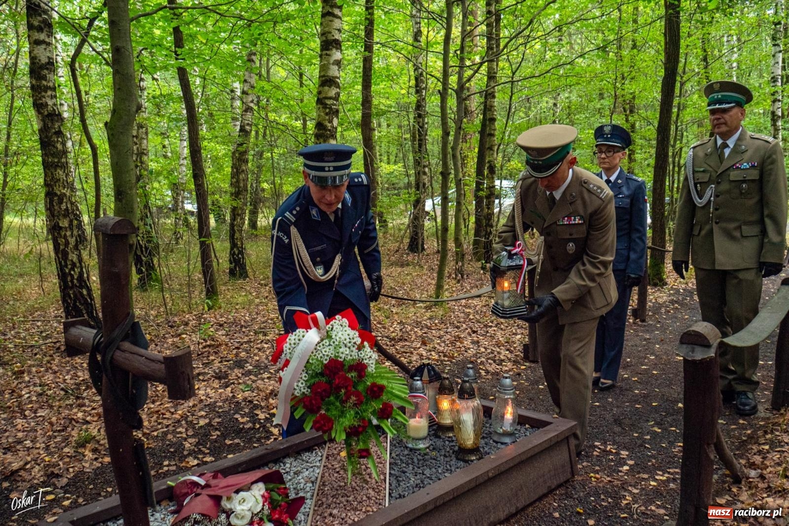Zdjęcie w galerii na portalu naszraciborz.pl: 34. rocznica pożaru lasów. Hołd dla strażaków, którzy zginęli w walce z żywiołem wiadomości z regionu