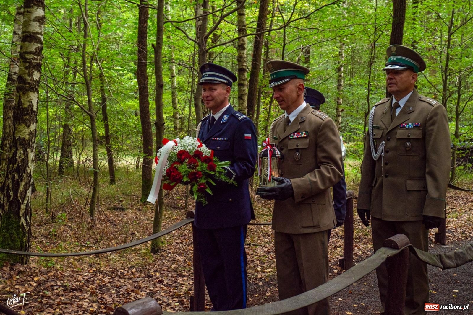 Zdjęcie w galerii na portalu naszraciborz.pl: 34. rocznica pożaru lasów. Hołd dla strażaków, którzy zginęli w walce z żywiołem wiadomości z regionu