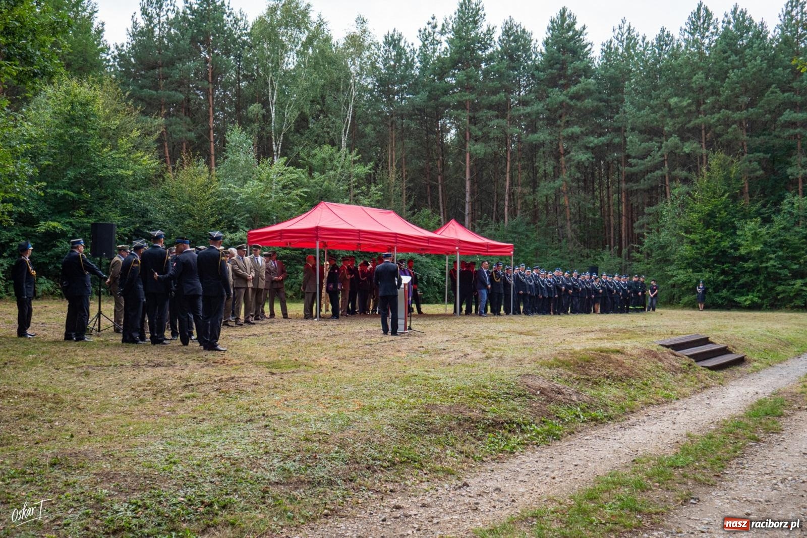 Zdjęcie w galerii na portalu naszraciborz.pl: 34. rocznica pożaru lasów. Hołd dla strażaków, którzy zginęli w walce z żywiołem wiadomości z regionu