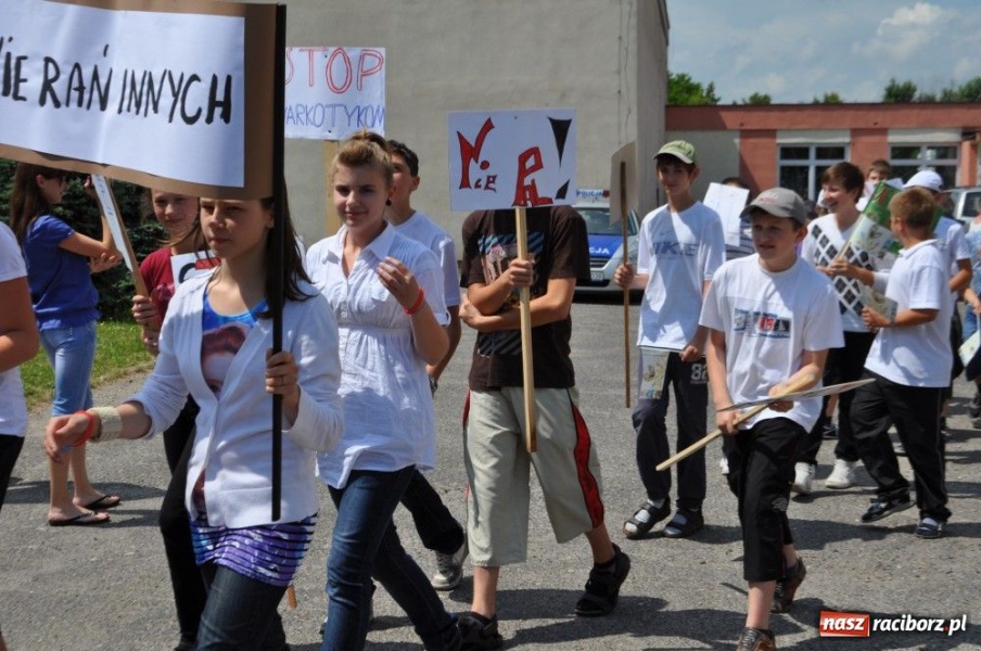 Zdjęcie w galerii na portalu naszraciborz.pl: W marszu promowali trzeźwość wiadomości z regionu