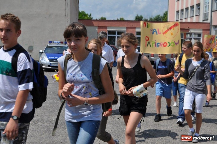 Zdjęcie w galerii na portalu naszraciborz.pl: W marszu promowali trzeźwość wiadomości z regionu