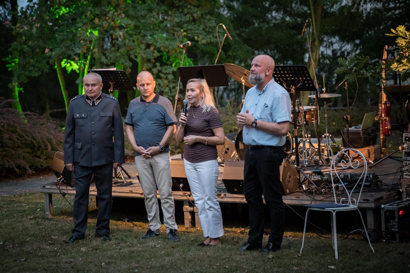 Zdjęcie w galerii na portalu naszraciborz.pl: Ponad 120 gości odkrywało tajemnice pałacu w Modzurowie [FOTO i WIDEO] wiadomości z regionu