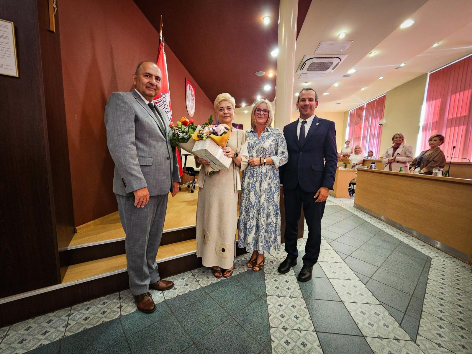 Zdjęcie w galerii na portalu naszraciborz.pl: Nominacje dla nowych dyrektorów raciborskich placówek oświatowych wiadomości z regionu