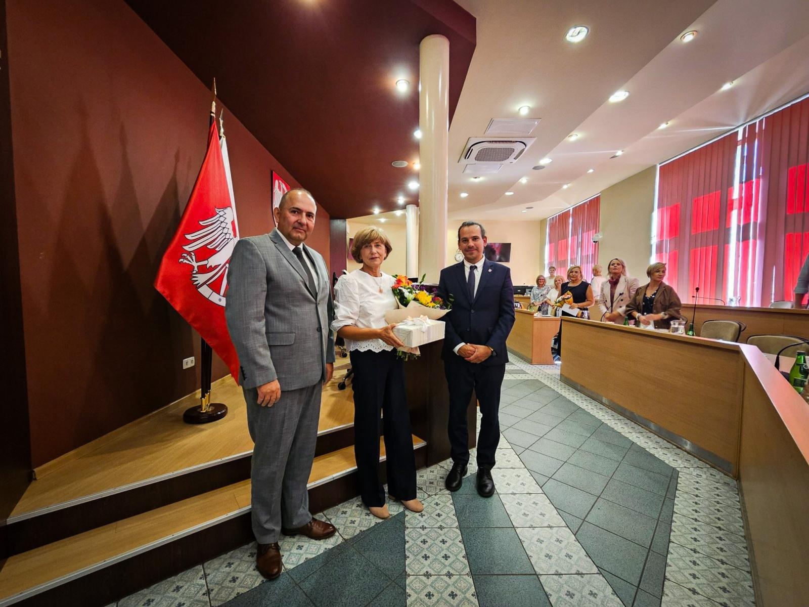 Zdjęcie w galerii na portalu naszraciborz.pl: Nominacje dla nowych dyrektorów raciborskich placówek oświatowych wiadomości z regionu