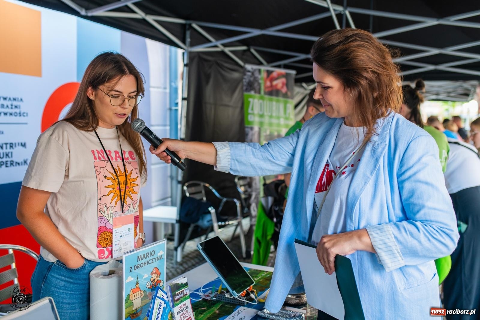 Zdjęcie w galerii na portalu naszraciborz.pl: Racibórz zamienił się w wielkie laboratorium. V Festiwal Odkrywców przyciągnął całe rodziny [FOTO i WIDEO] wiadomości z regionu