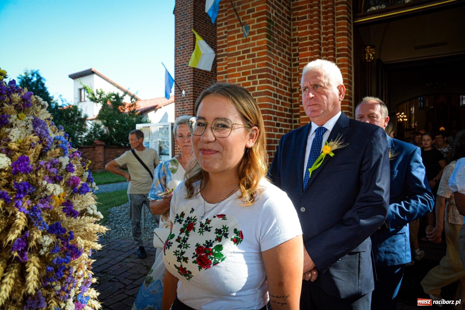 Zdjęcie w galerii na portalu naszraciborz.pl: Barwny korowód i święto plonów. Cyprzanów świętuje dożynki wiadomości z regionu