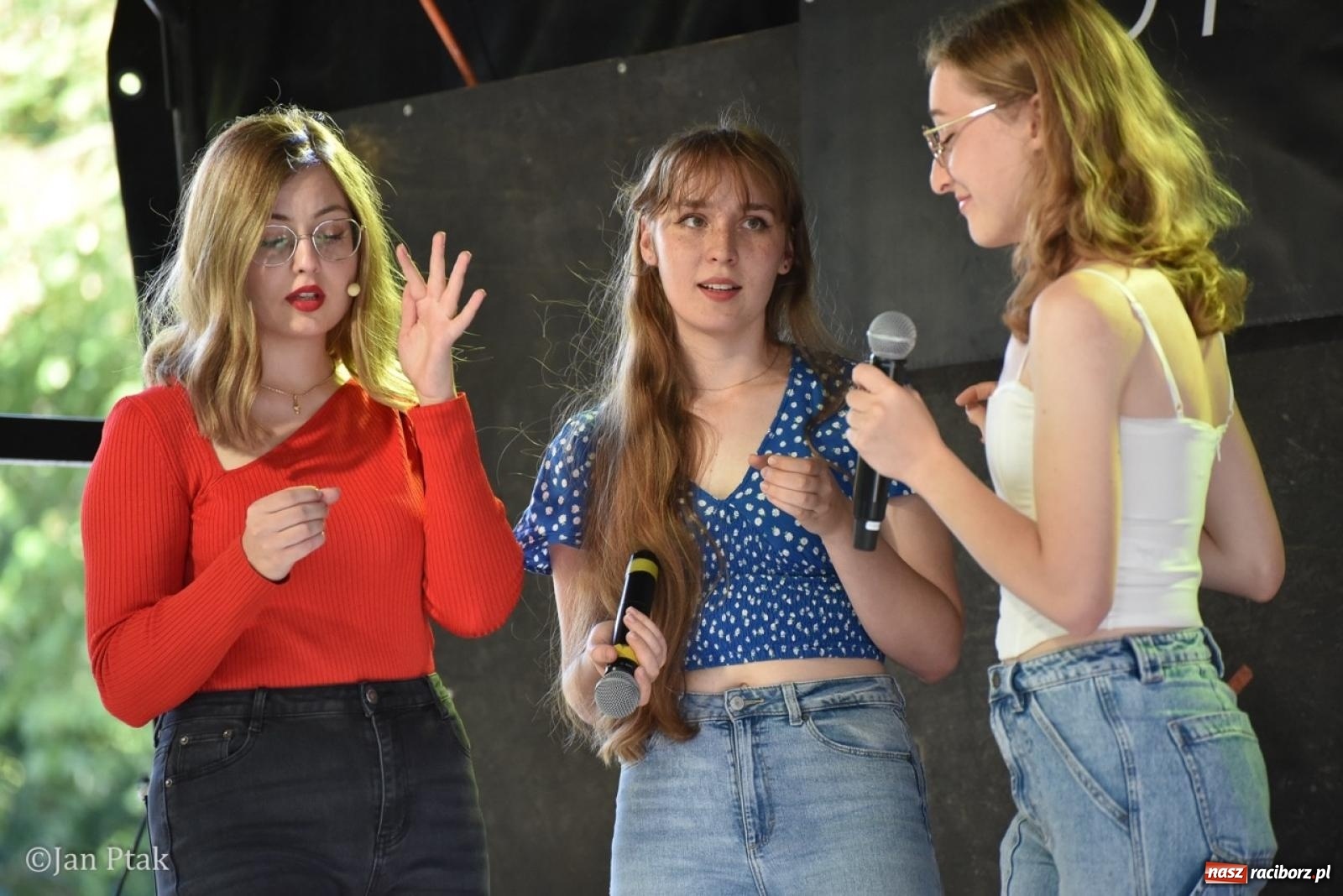 Zdjęcie w galerii na portalu naszraciborz.pl: Trwa XXXV Festiwal Spotkałem Pana w Raciborzu wiadomości z regionu