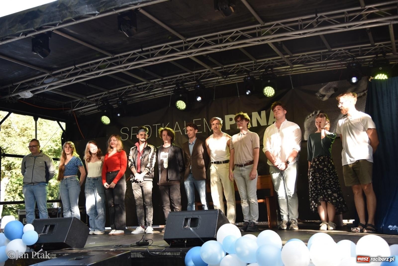 Zdjęcie w galerii na portalu naszraciborz.pl: Trwa XXXV Festiwal Spotkałem Pana w Raciborzu wiadomości z regionu