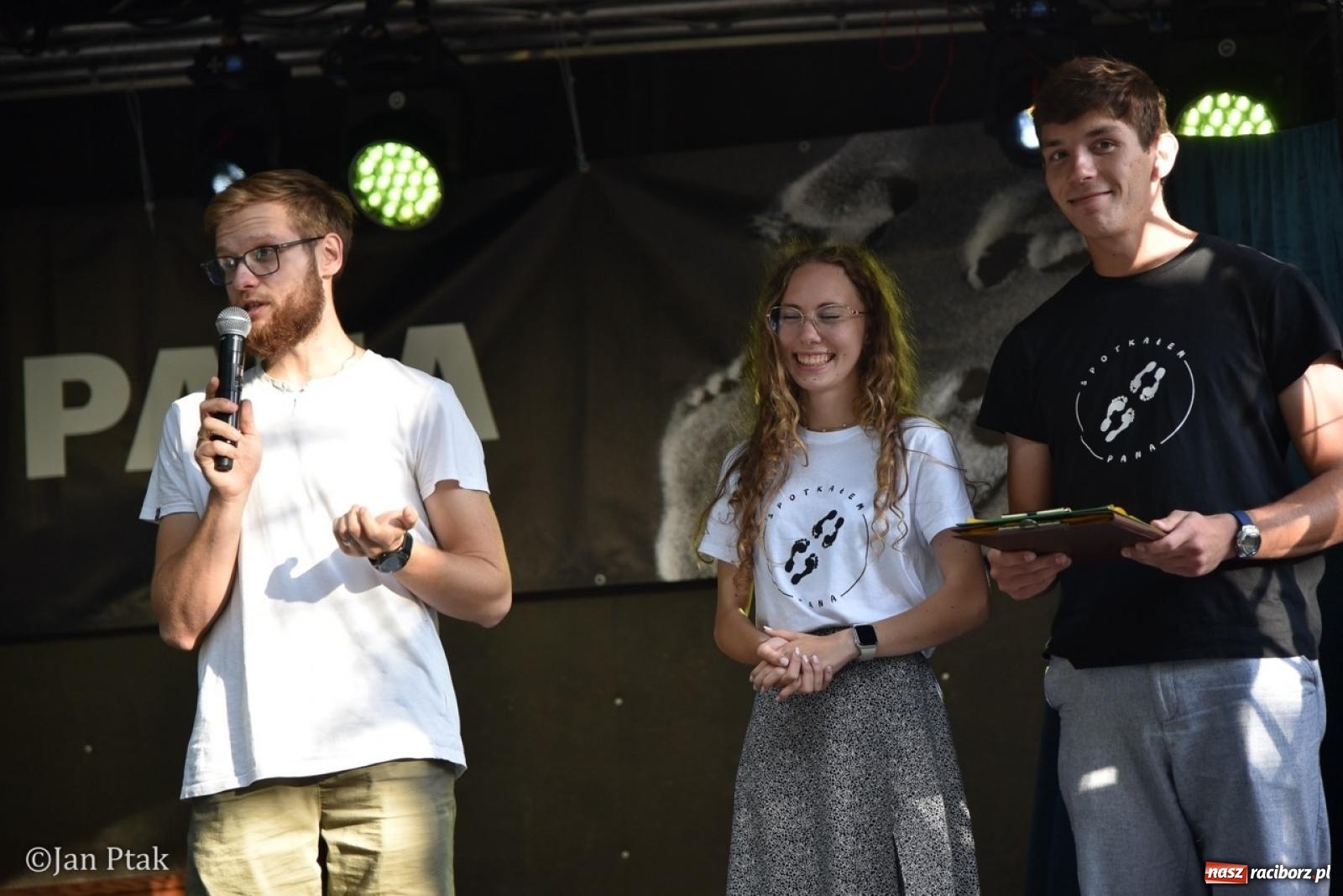 Zdjęcie w galerii na portalu naszraciborz.pl: Trwa XXXV Festiwal Spotkałem Pana w Raciborzu wiadomości z regionu