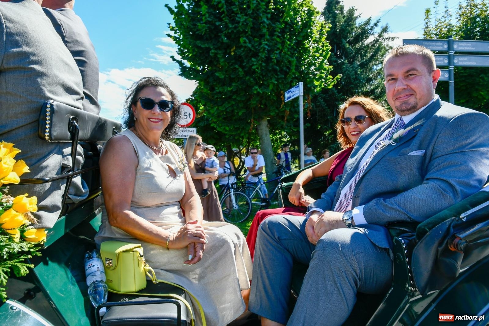 Zdjęcie w galerii na portalu naszraciborz.pl: Dożynkowy korowód ruszył z Pogrzebienia. Święto plonów trwa w Kornowacu [FOTO i WIDEO] wiadomości z regionu