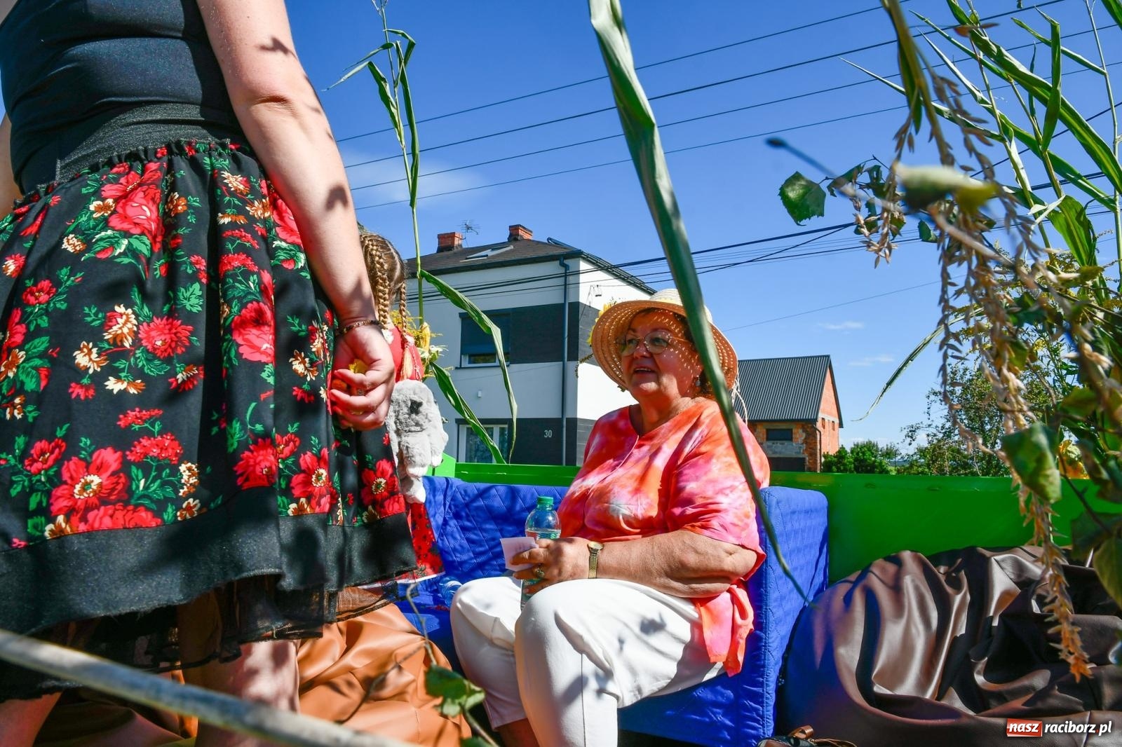 Zdjęcie w galerii na portalu naszraciborz.pl: Dożynkowy korowód ruszył z Pogrzebienia. Święto plonów trwa w Kornowacu [FOTO i WIDEO] wiadomości z regionu