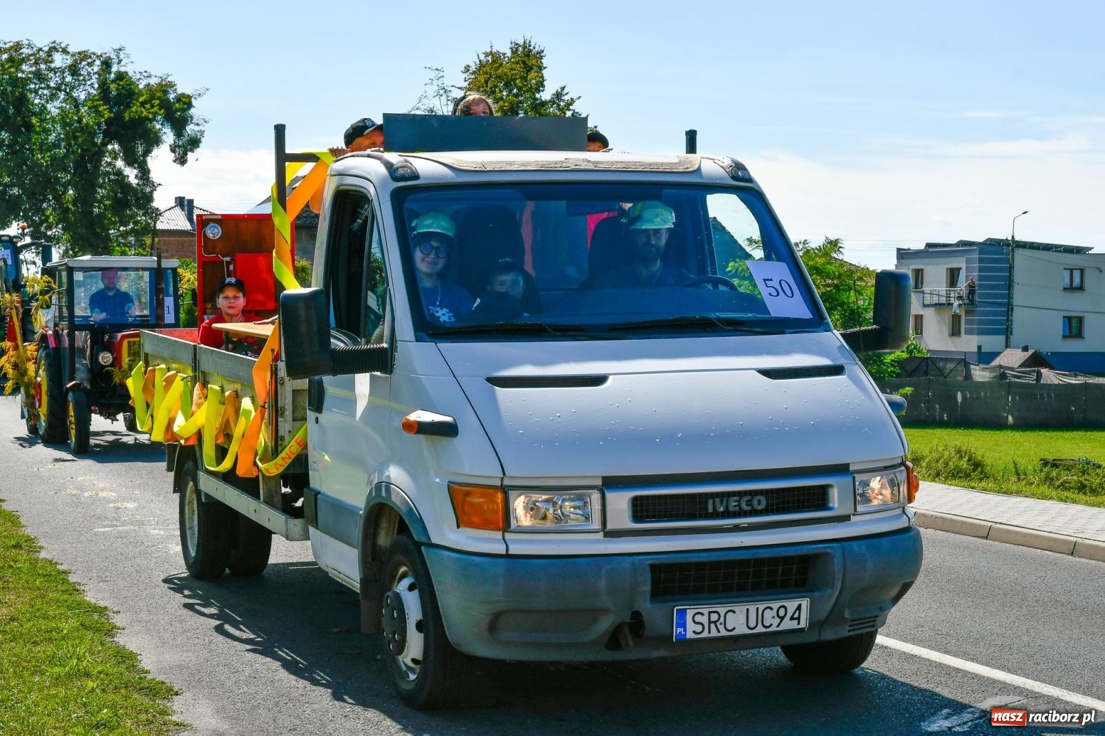 Zdjęcie w galerii na portalu naszraciborz.pl: Dożynkowy korowód ruszył z Pogrzebienia. Święto plonów trwa w Kornowacu [FOTO i WIDEO] wiadomości z regionu