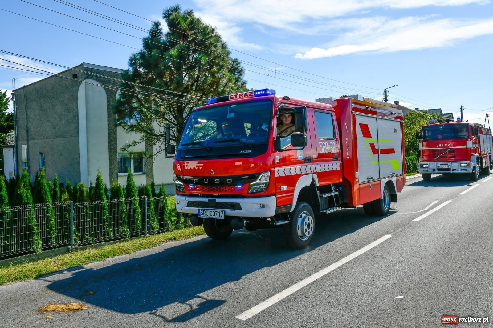 Zdjęcie w galerii na portalu naszraciborz.pl: Dożynkowy korowód ruszył z Pogrzebienia. Święto plonów trwa w Kornowacu [FOTO i WIDEO] wiadomości z regionu
