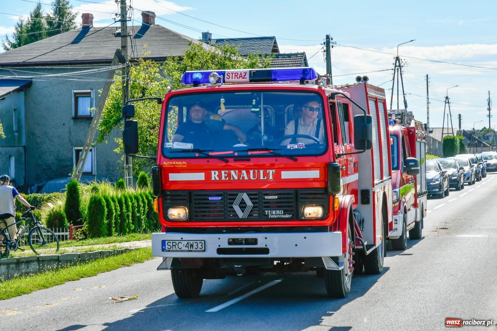 Zdjęcie w galerii na portalu naszraciborz.pl: Dożynkowy korowód ruszył z Pogrzebienia. Święto plonów trwa w Kornowacu [FOTO i WIDEO] wiadomości z regionu