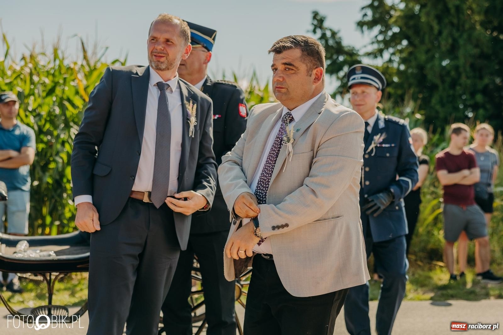 Zdjęcie w galerii na portalu naszraciborz.pl: Dożynki w Kornowacu na bis. Chleb, korowód i podziękowanie za tegoroczne plony wiadomości z regionu
