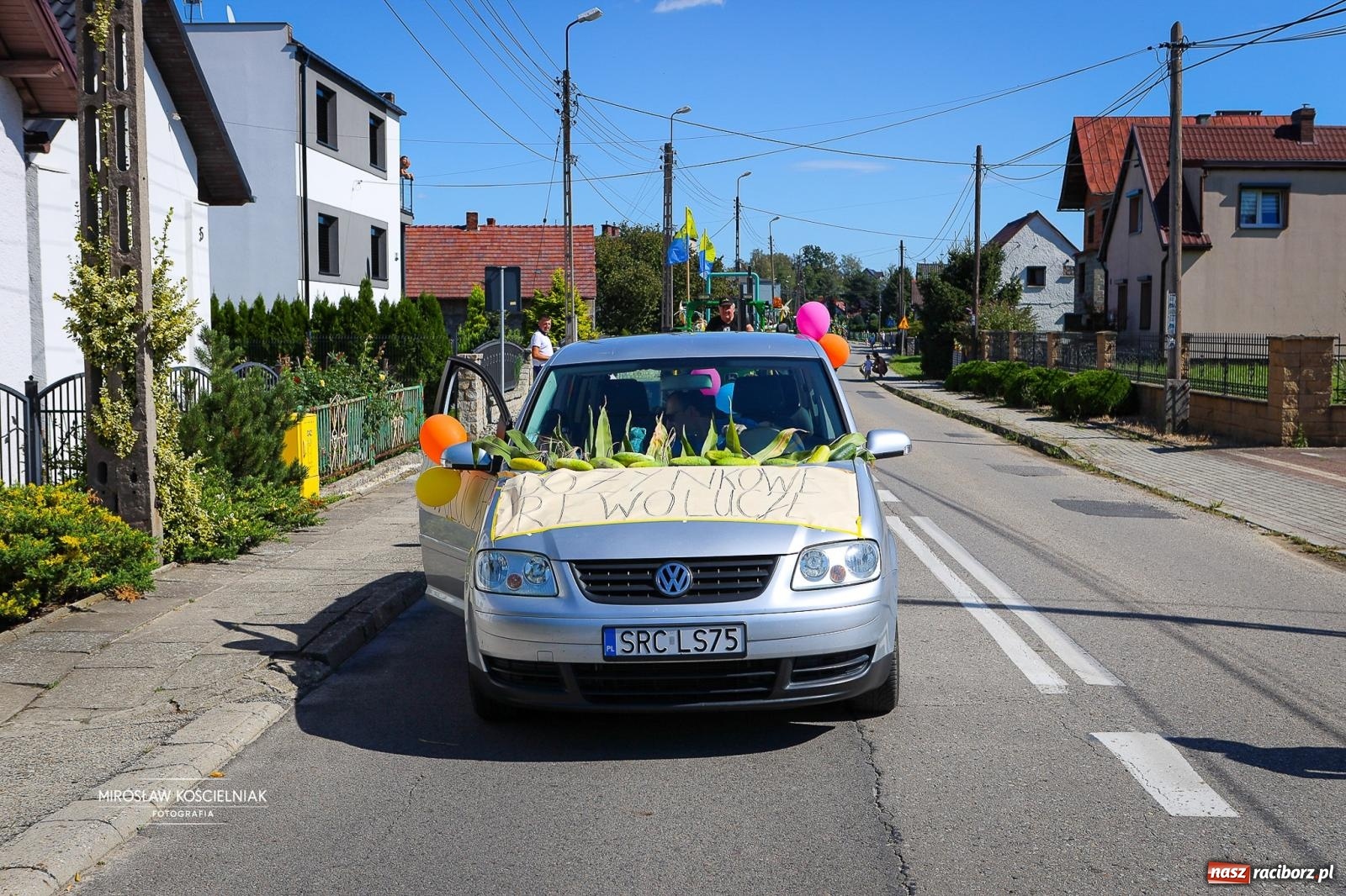 Zdjęcie w galerii na portalu naszraciborz.pl: Dożynki w Rudniku. Korowód i wspólna zabawa zwieńczyły święto plonów [FOTO i WIDEO] wiadomości z regionu