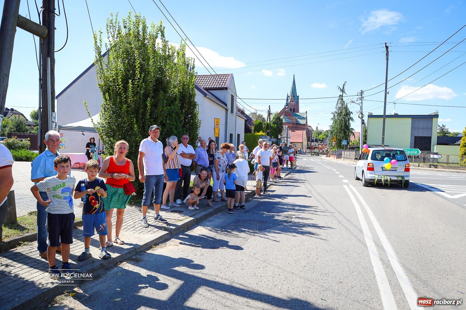 Zdjęcie w galerii na portalu naszraciborz.pl: Dożynki w Rudniku. Korowód i wspólna zabawa zwieńczyły święto plonów [FOTO i WIDEO] wiadomości z regionu
