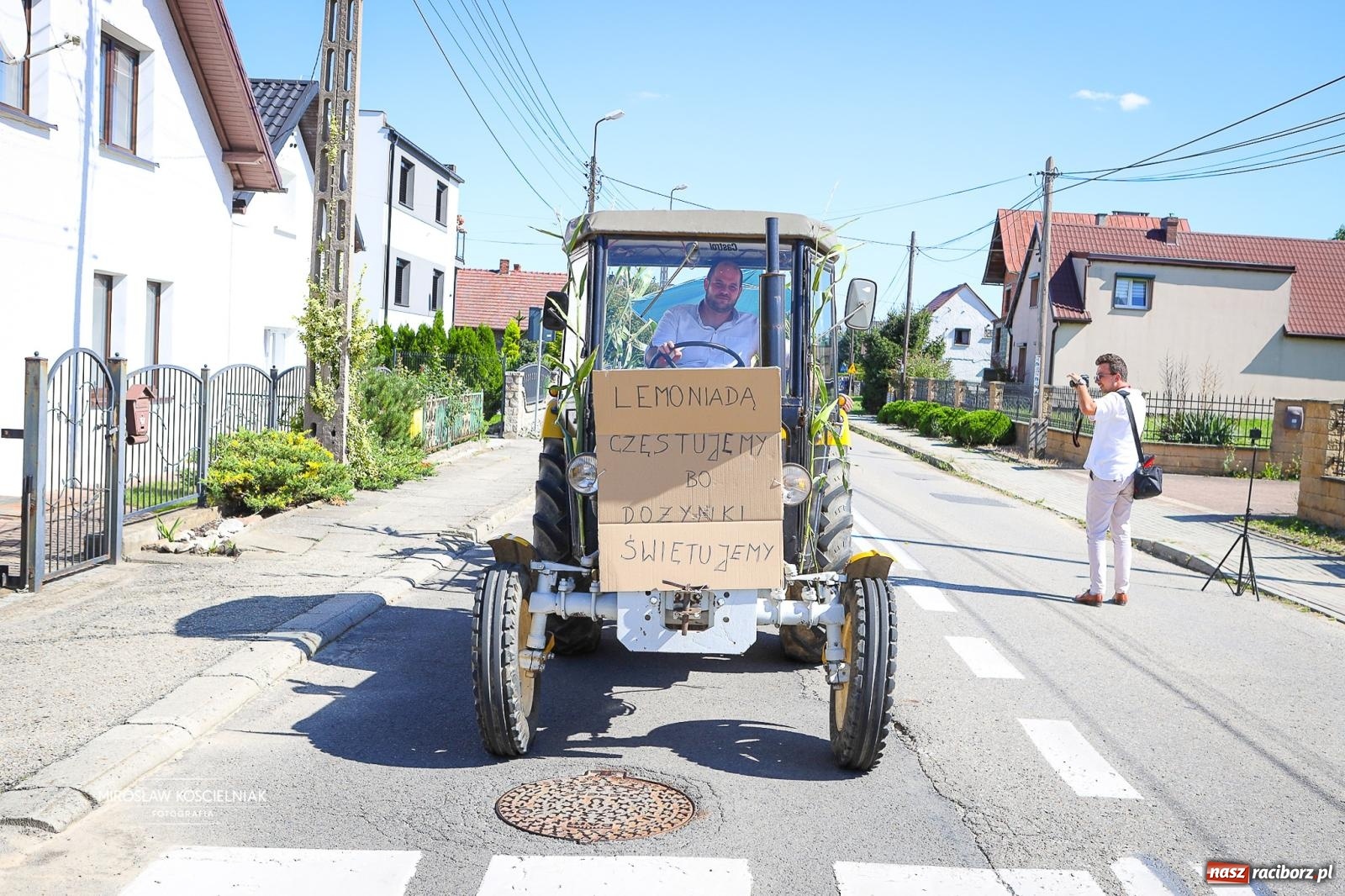 Zdjęcie w galerii na portalu naszraciborz.pl: Dożynki w Rudniku. Korowód i wspólna zabawa zwieńczyły święto plonów [FOTO i WIDEO] wiadomości z regionu