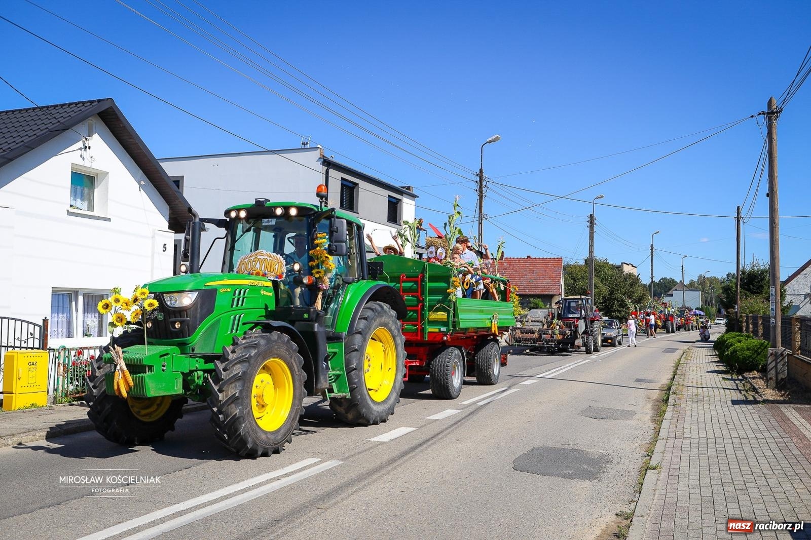 Zdjęcie w galerii na portalu naszraciborz.pl: Dożynki w Rudniku. Korowód i wspólna zabawa zwieńczyły święto plonów [FOTO i WIDEO] wiadomości z regionu