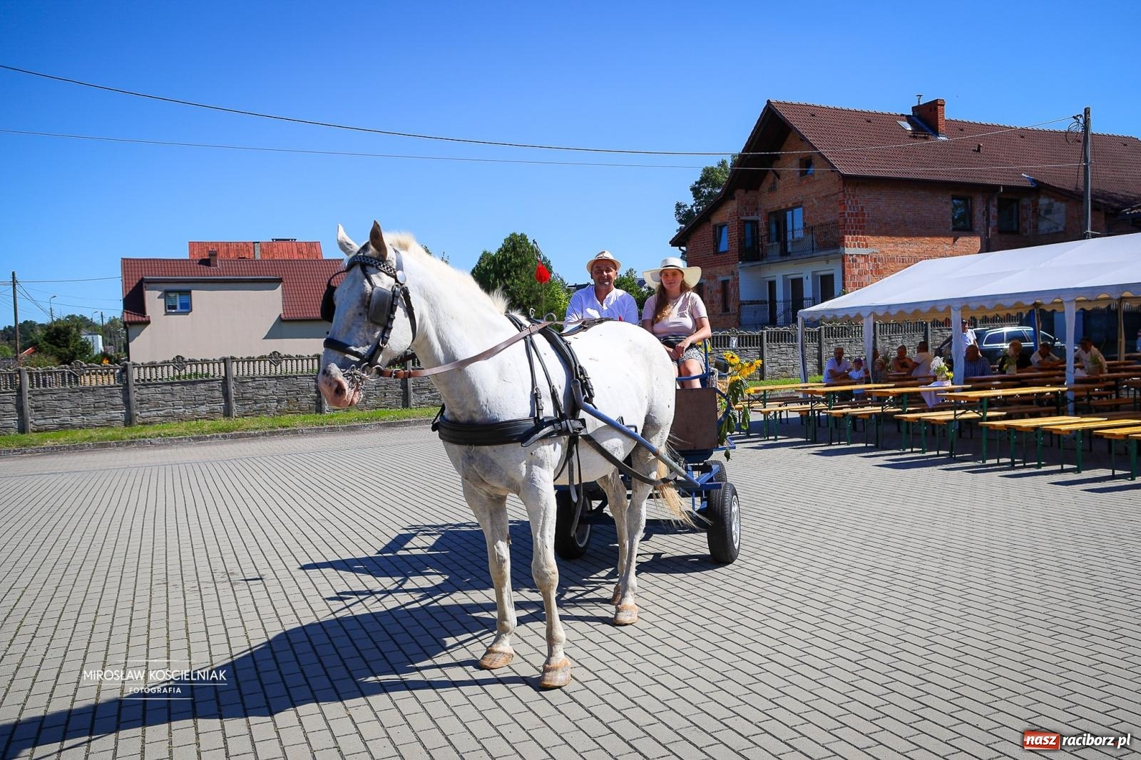 Zdjęcie w galerii na portalu naszraciborz.pl: Dożynki w Rudniku. Korowód i wspólna zabawa zwieńczyły święto plonów [FOTO i WIDEO] wiadomości z regionu