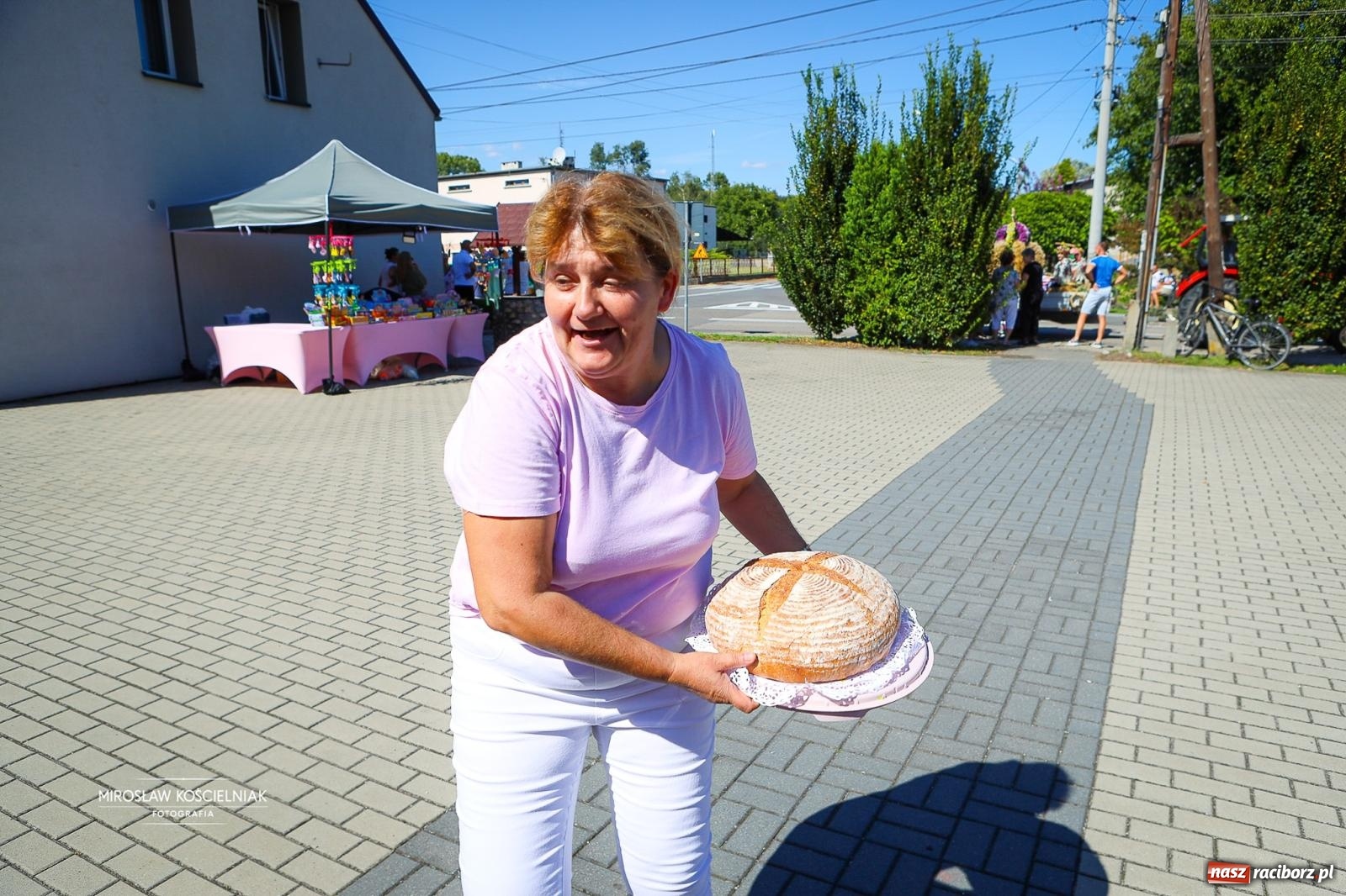 Zdjęcie w galerii na portalu naszraciborz.pl: Dożynki w Rudniku. Korowód i wspólna zabawa zwieńczyły święto plonów [FOTO i WIDEO] wiadomości z regionu