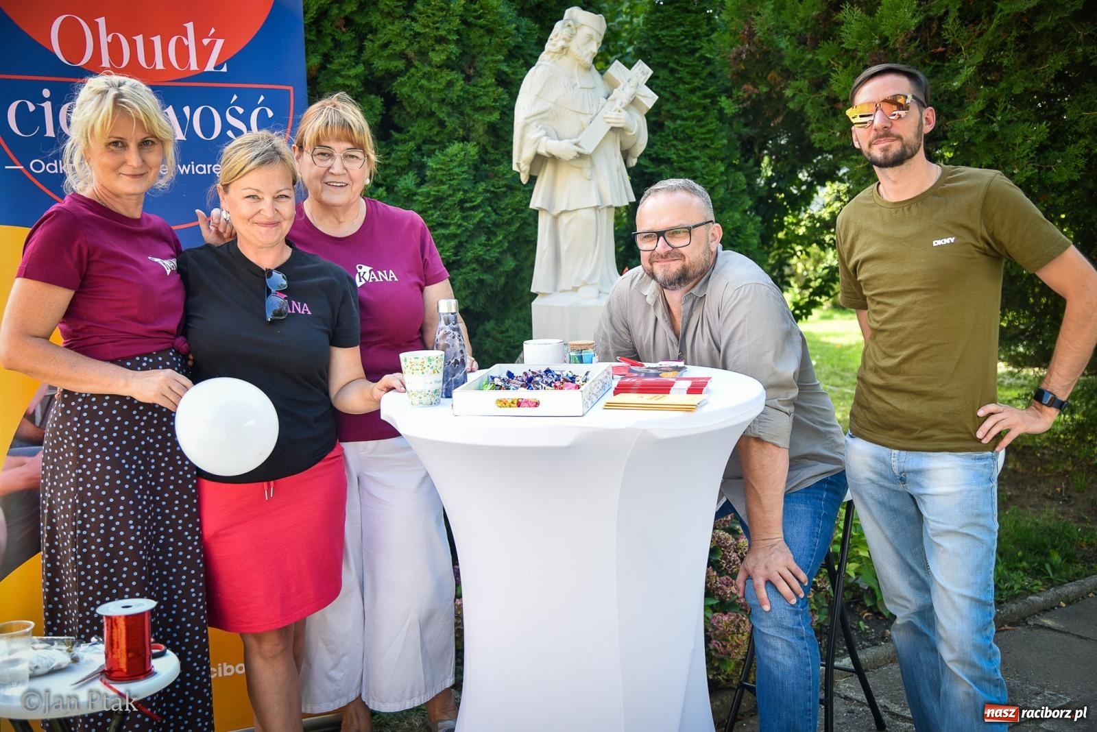 Zdjęcie w galerii na portalu naszraciborz.pl: Muzyka, teatr i wspólne świętowanie. Za nami XXXV Festiwal Spotkałem Pana w Raciborzu wiadomości z regionu