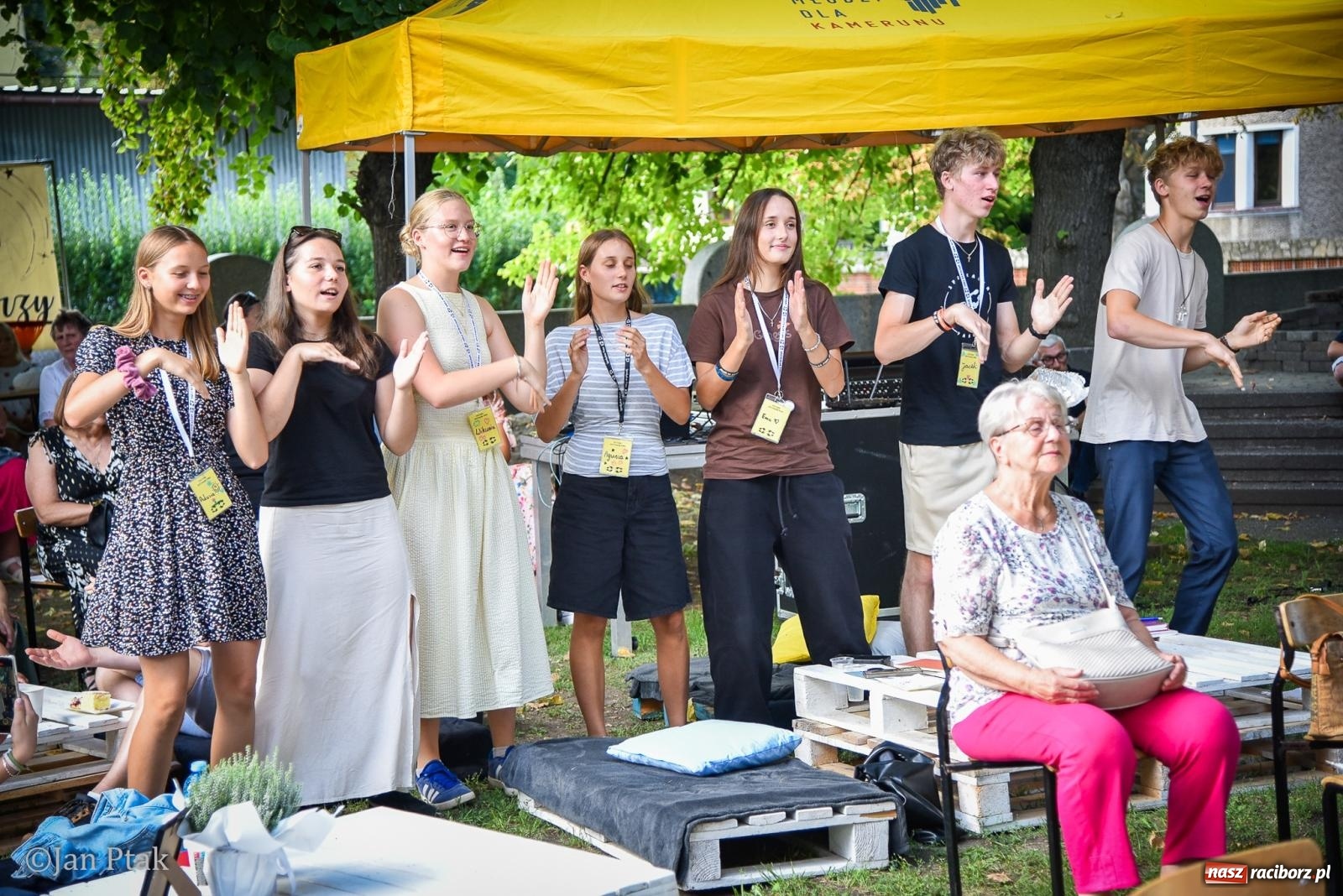 Zdjęcie w galerii na portalu naszraciborz.pl: Muzyka, teatr i wspólne świętowanie. Za nami XXXV Festiwal Spotkałem Pana w Raciborzu wiadomości z regionu