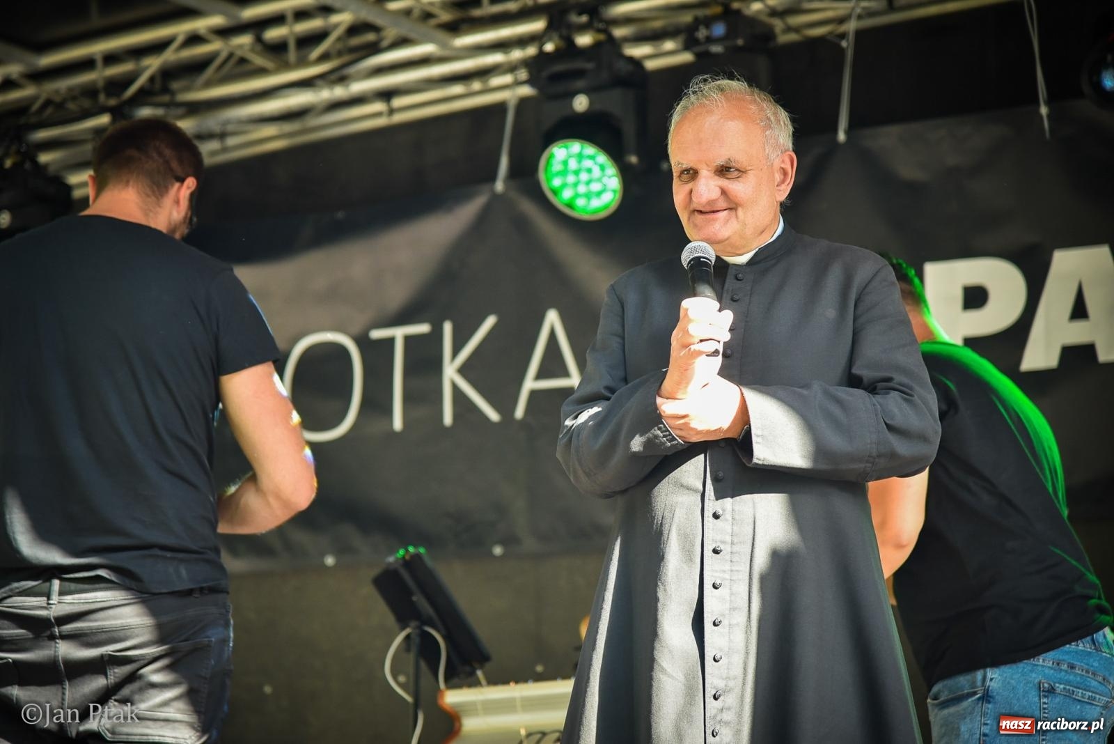 Zdjęcie w galerii na portalu naszraciborz.pl: Muzyka, teatr i wspólne świętowanie. Za nami XXXV Festiwal Spotkałem Pana w Raciborzu wiadomości z regionu
