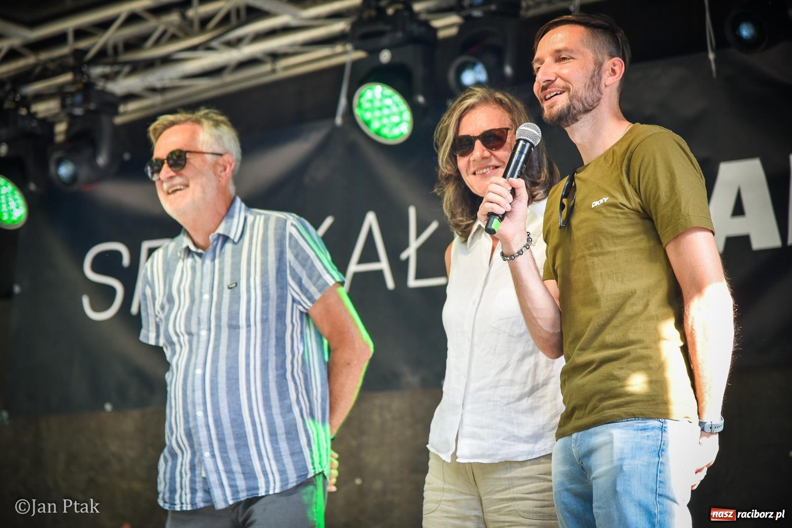 Zdjęcie w galerii na portalu naszraciborz.pl: Muzyka, teatr i wspólne świętowanie. Za nami XXXV Festiwal Spotkałem Pana w Raciborzu wiadomości z regionu