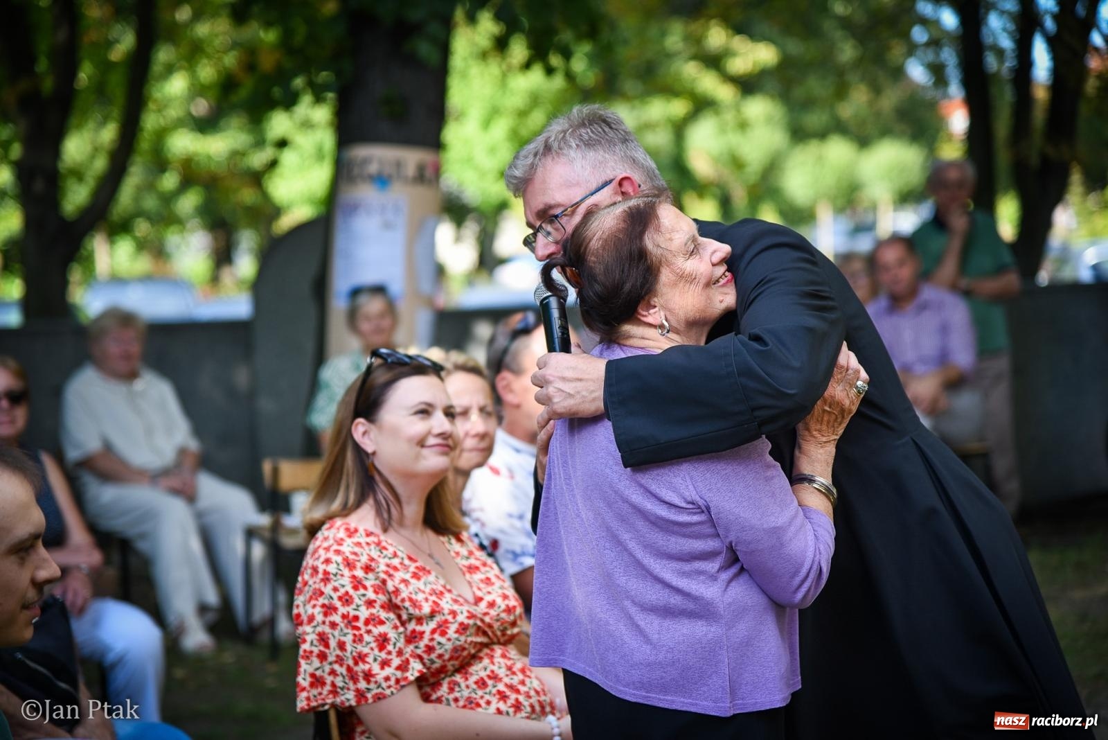 Zdjęcie w galerii na portalu naszraciborz.pl: Muzyka, teatr i wspólne świętowanie. Za nami XXXV Festiwal Spotkałem Pana w Raciborzu wiadomości z regionu