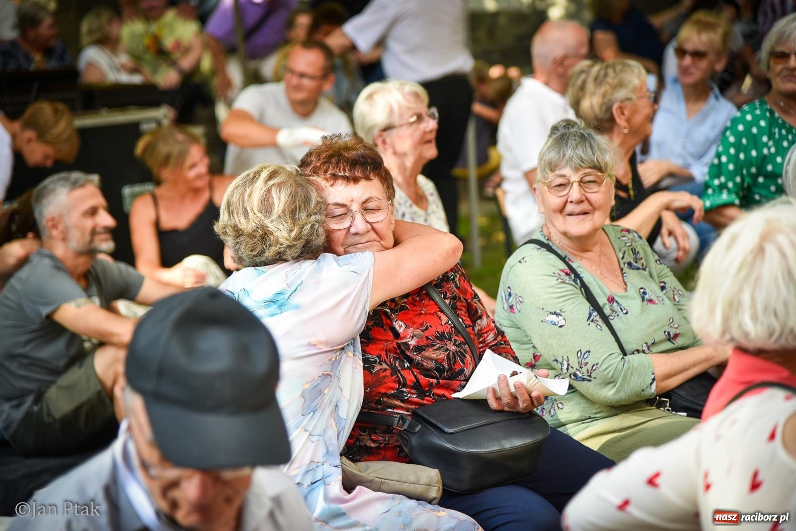 Zdjęcie w galerii na portalu naszraciborz.pl: Muzyka, teatr i wspólne świętowanie. Za nami XXXV Festiwal Spotkałem Pana w Raciborzu wiadomości z regionu