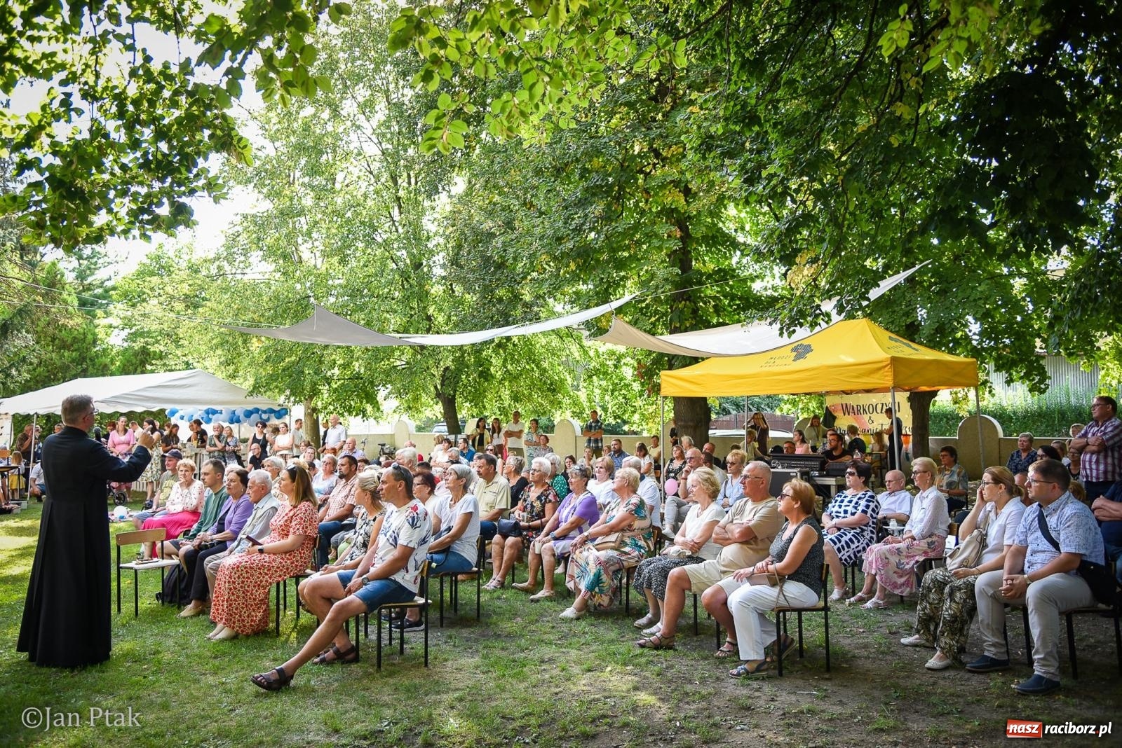 Zdjęcie w galerii na portalu naszraciborz.pl: Muzyka, teatr i wspólne świętowanie. Za nami XXXV Festiwal Spotkałem Pana w Raciborzu wiadomości z regionu