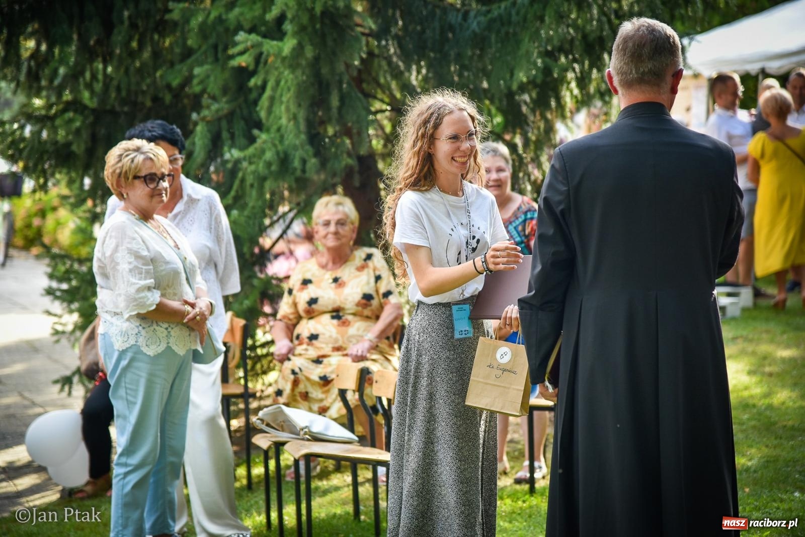 Zdjęcie w galerii na portalu naszraciborz.pl: Muzyka, teatr i wspólne świętowanie. Za nami XXXV Festiwal Spotkałem Pana w Raciborzu wiadomości z regionu