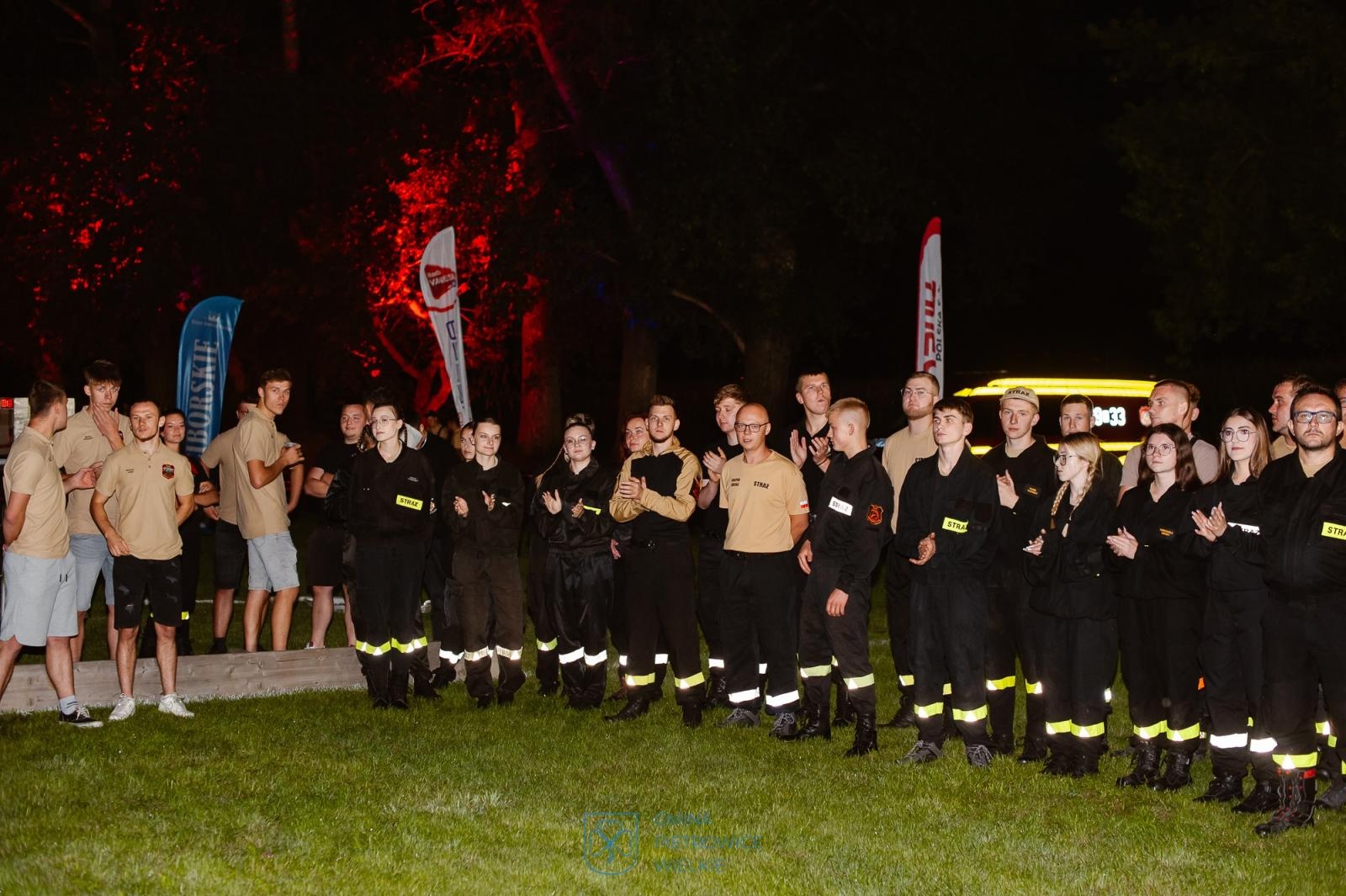 Zdjęcie w galerii na portalu naszraciborz.pl: Nocny Armagedon w Samborowicach. 76 drużyn walczyło o każdą sekundę - foto na bis wiadomości z regionu
