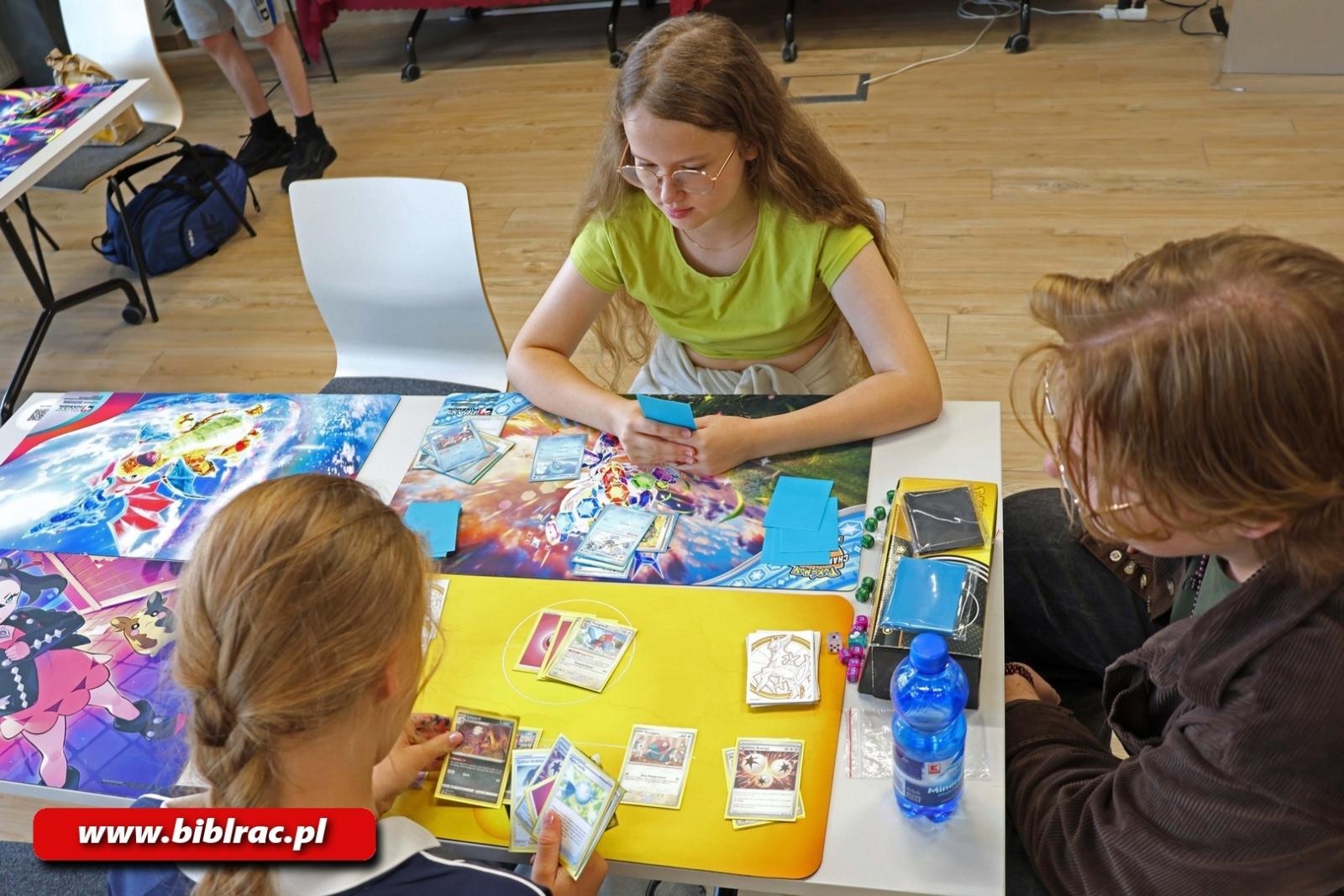 Zdjęcie w galerii na portalu naszraciborz.pl: Raciborski Pokémon Day za nami! Ponad 150 uczestników i mnóstwo karcianych emocji wiadomości z regionu