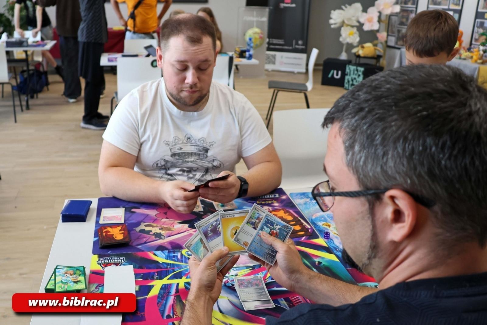 Zdjęcie w galerii na portalu naszraciborz.pl: Raciborski Pokémon Day za nami! Ponad 150 uczestników i mnóstwo karcianych emocji wiadomości z regionu