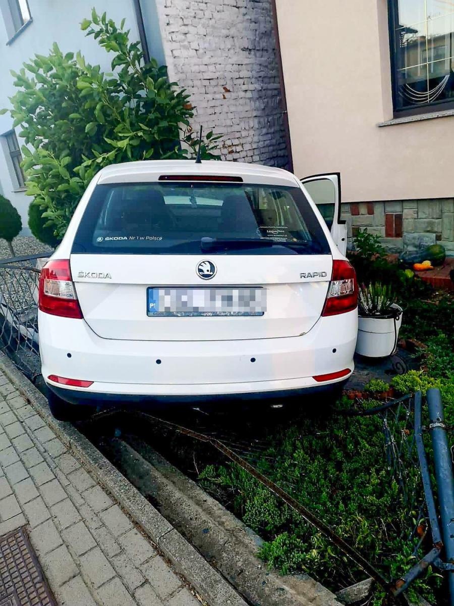 Zdjęcie w galerii na portalu naszraciborz.pl: Wypadek na DW 416. Utrudnienia w Pawłowie - ostrzeżenia dla kierowców wiadomości z regionu