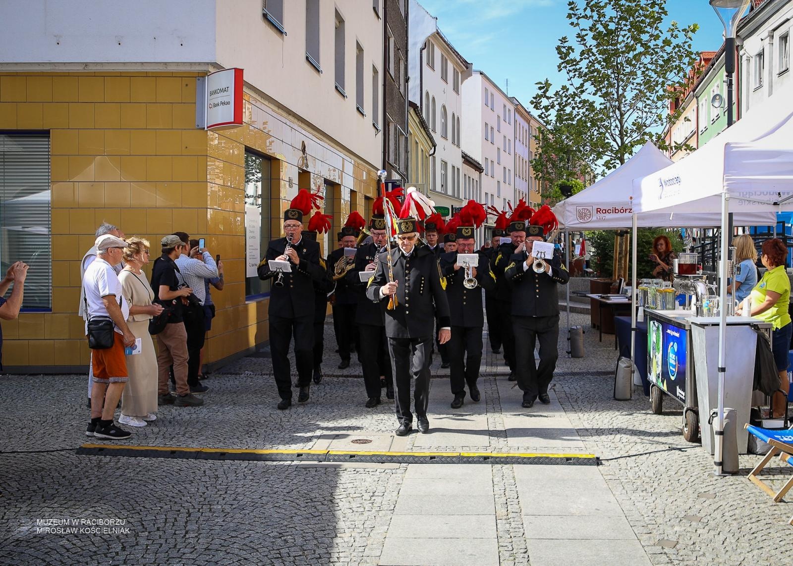 Zdjęcie w galerii na portalu naszraciborz.pl: Racibórz pełen nauki i muzealnych odkryć. Dwa festiwale za nami wiadomości z regionu