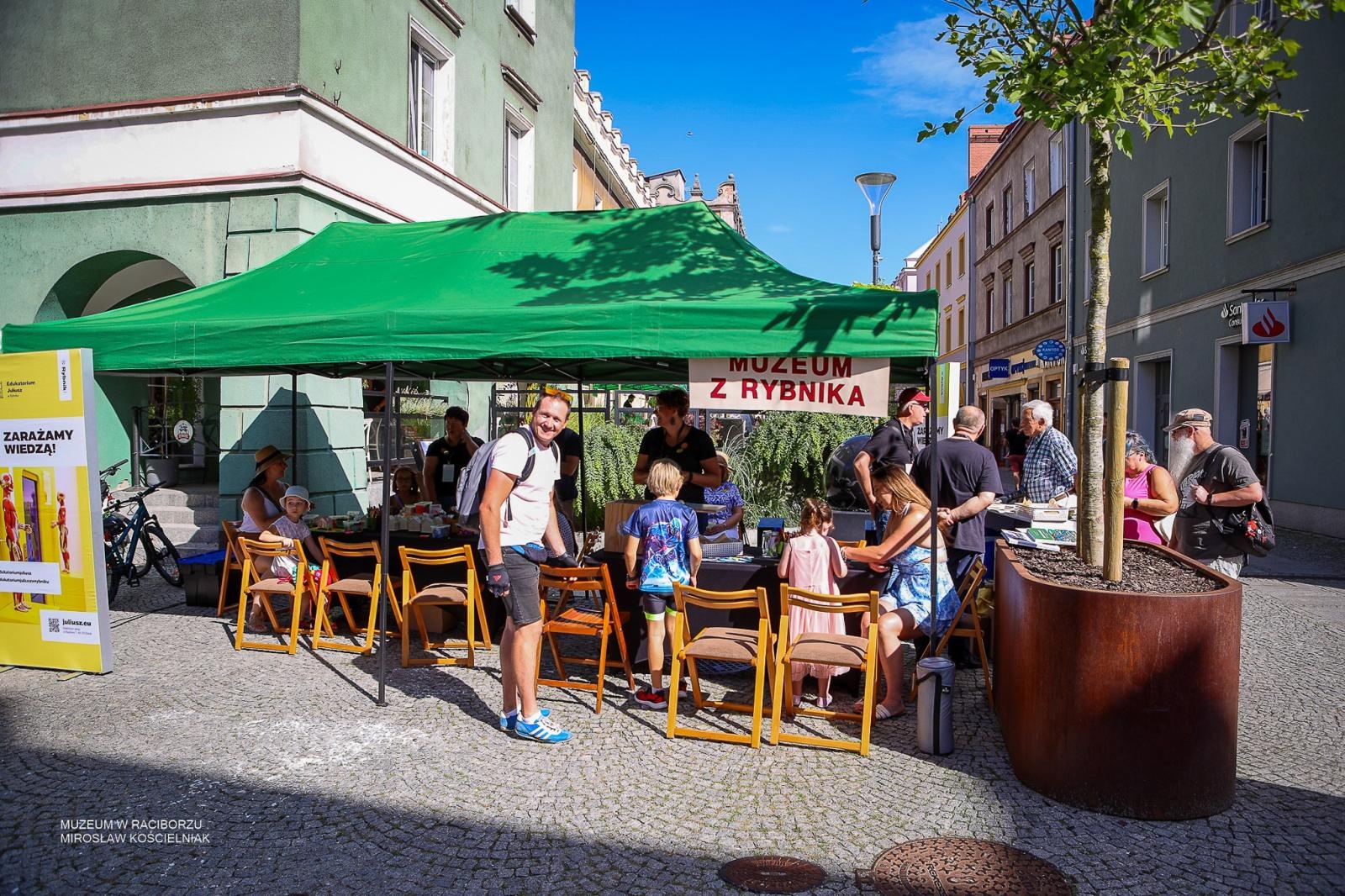 Zdjęcie w galerii na portalu naszraciborz.pl: Racibórz pełen nauki i muzealnych odkryć. Dwa festiwale za nami wiadomości z regionu