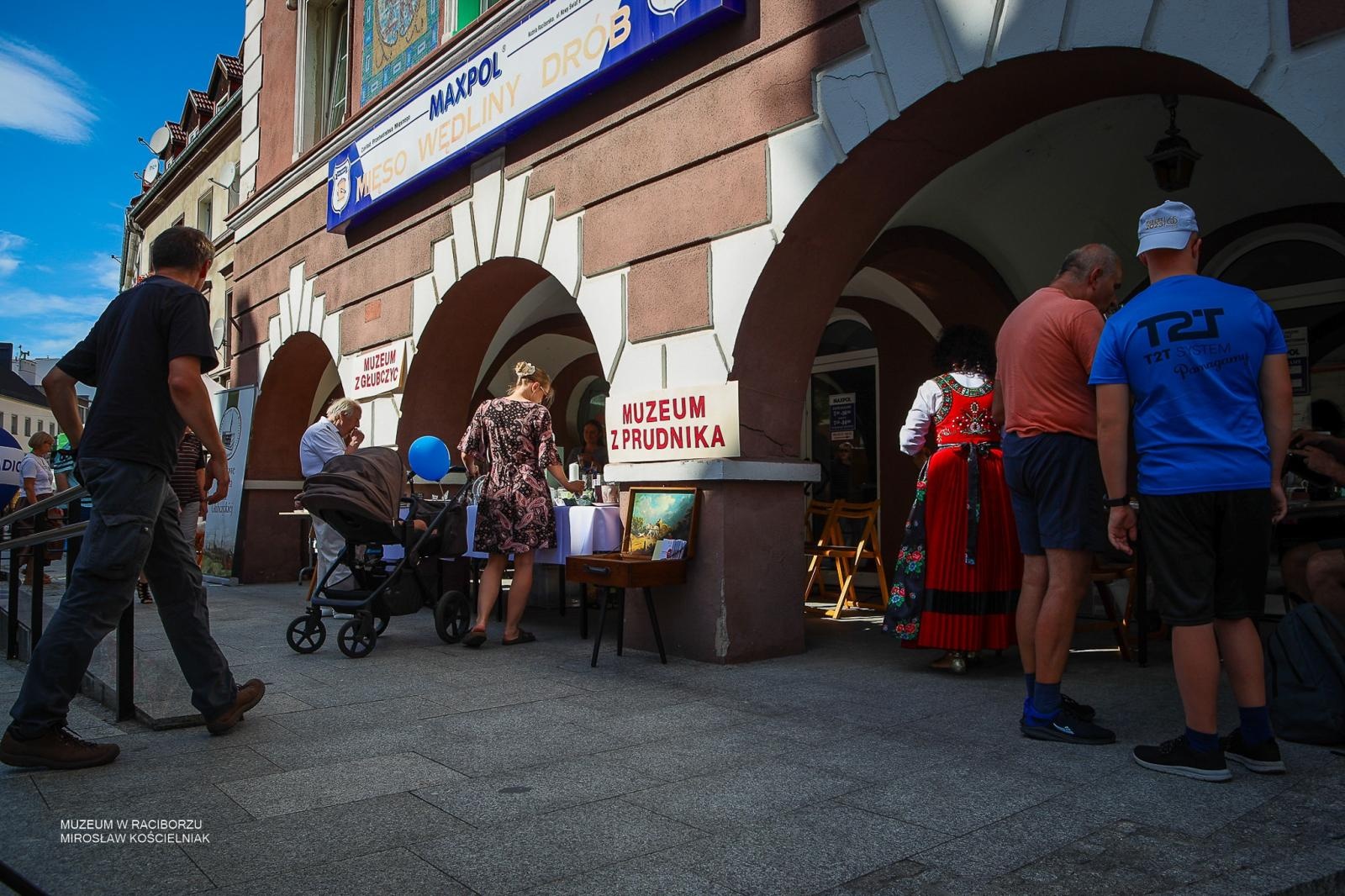 Zdjęcie w galerii na portalu naszraciborz.pl: Racibórz pełen nauki i muzealnych odkryć. Dwa festiwale za nami wiadomości z regionu