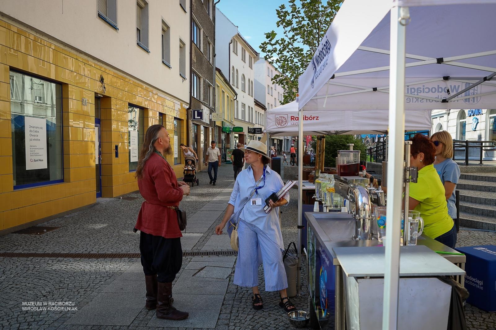Zdjęcie w galerii na portalu naszraciborz.pl: Racibórz pełen nauki i muzealnych odkryć. Dwa festiwale za nami wiadomości z regionu